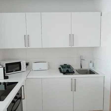 Apartment Lazuli Sea View Beachfront - Ap Finikoudes Larnaca