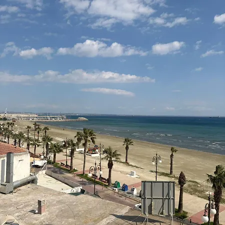 Apartamento Lazuli Sea View Beachfront - Ap Finikoudes
